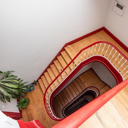 דירות ליסבון Guestready - Rare Terrace Apt, Historic Center מראה חיצוני תמונה