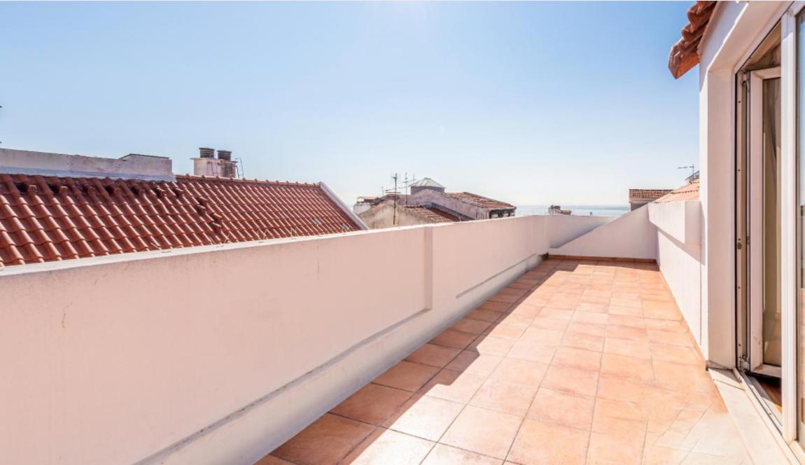 דירות ליסבון Guestready - Rare Terrace Apt, Historic Center מראה חיצוני תמונה